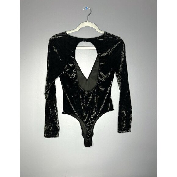 Victoria’s Secret Black Crushed Velvet Bodysuit M/L Whimsigoth Coquette Holiday - Picture 3 of 14